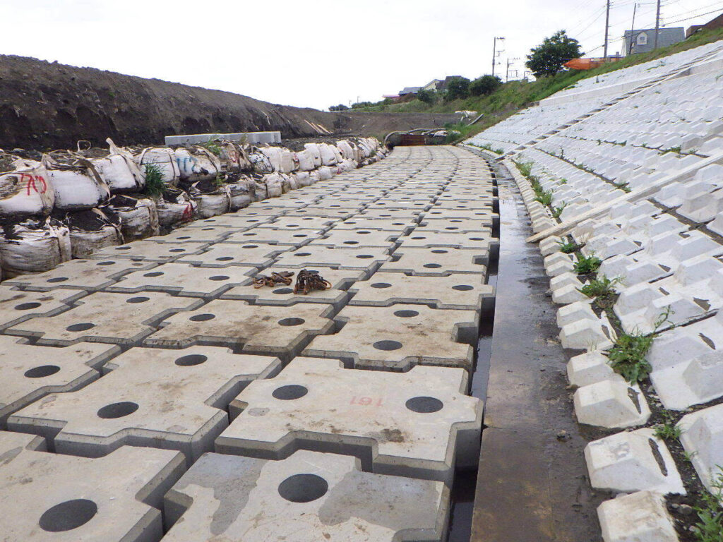 二級河川-金目川河川改修_完成